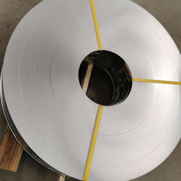 Panyebab lan cara perawatan indentation ing lumahing strip stainless steel
