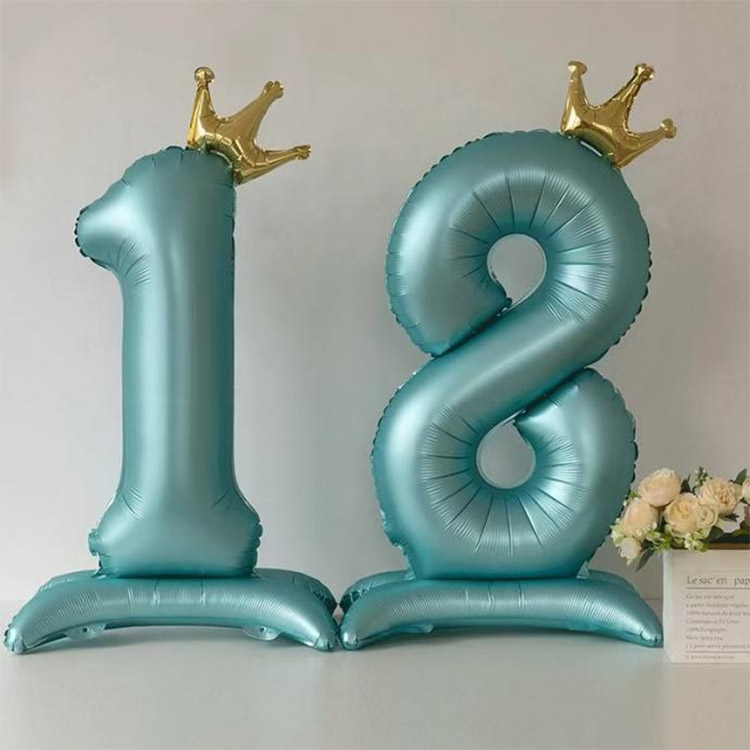 Number foil balloon