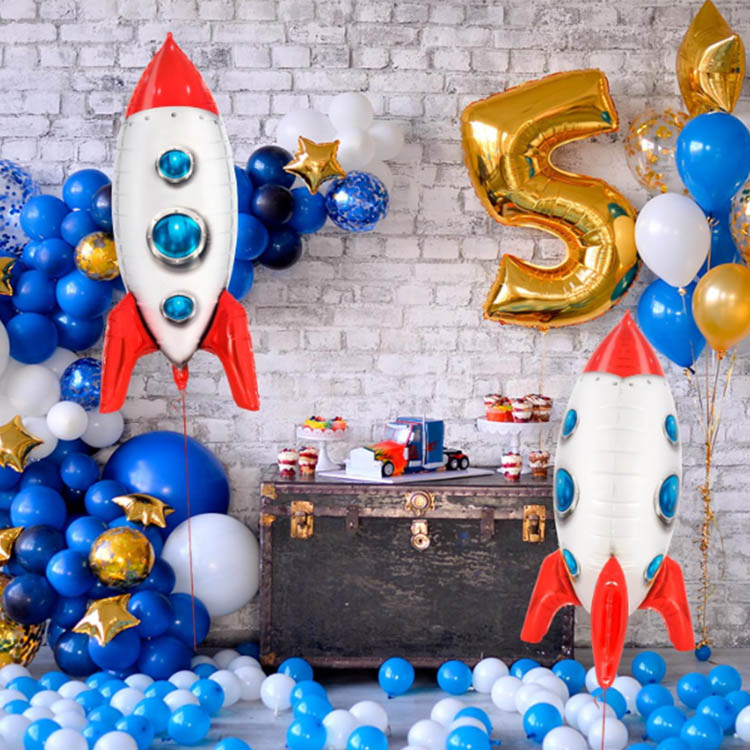 rocket ship balloons