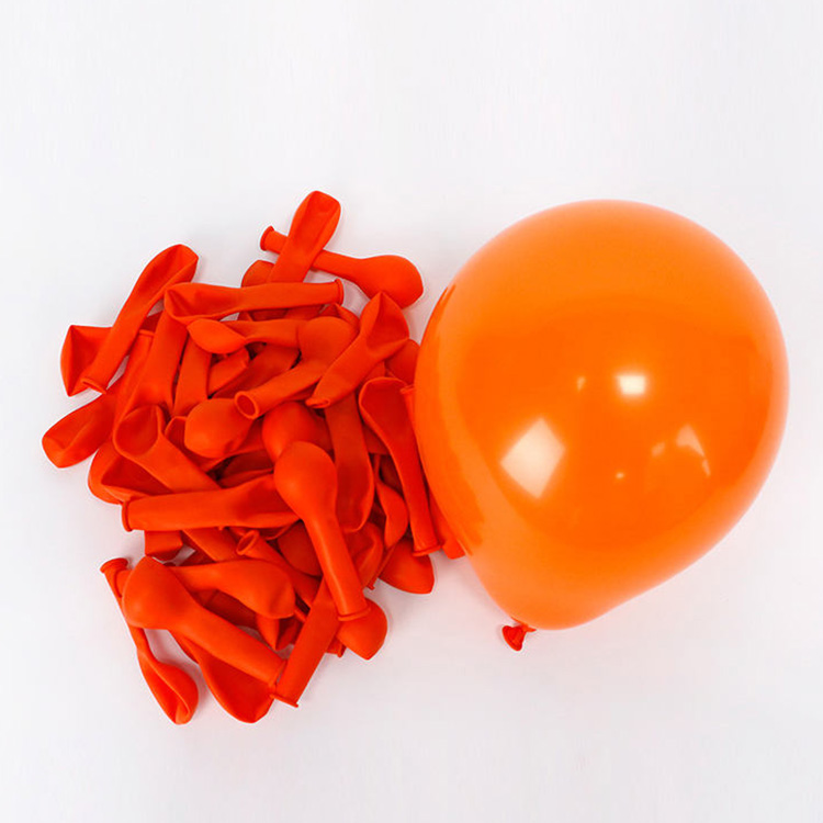 Matný latexový balónek - 5