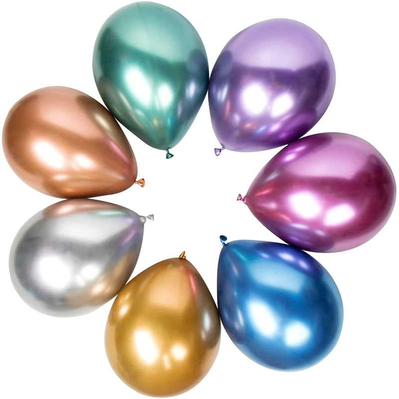 Balões metálicos de ouro e prata