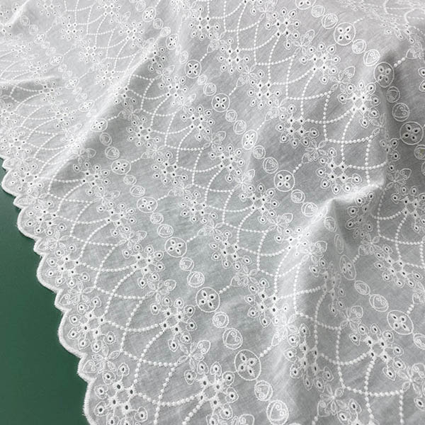 Белая кружевная сетчатая ткань