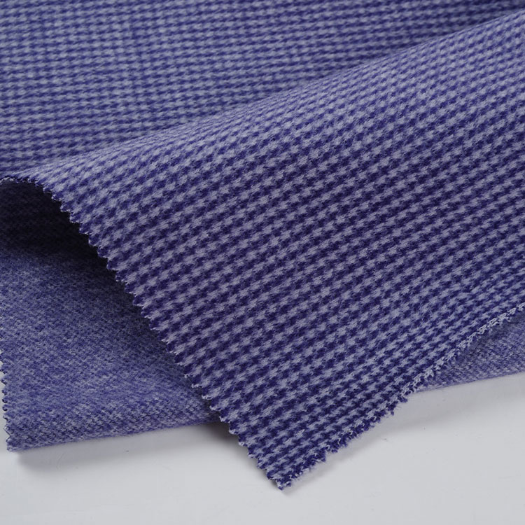 Tissu en laine de poids moyen en polyester cationique