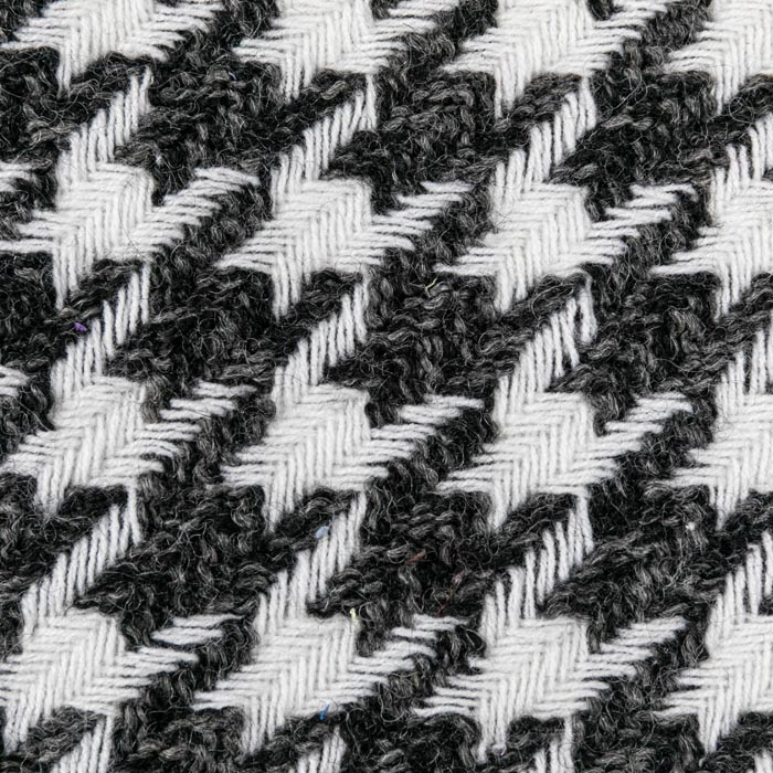 Makukulay na Yarn Fancy Fabric at Chanel Style Fabric 1058