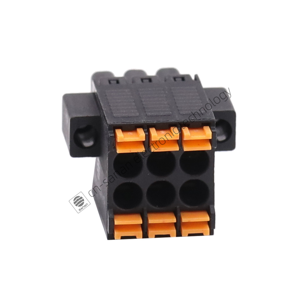 3.5mm Pluggable Terminal Block With Flange