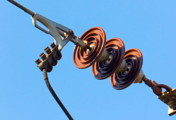 Application of Porcelain insulators in power lines