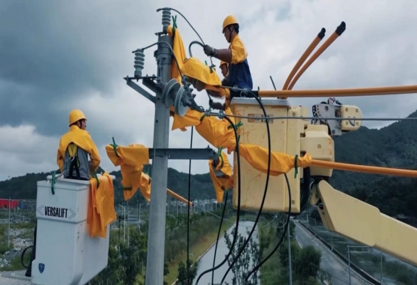Mantenimiento de rutina y medidas de seguridad para la operación de equipos eléctricos.