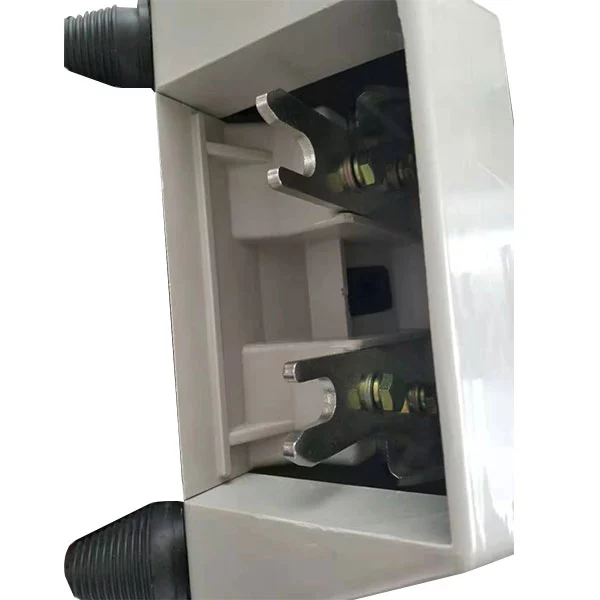 New Type Overhead Service Types Of Low Voltage 400A Fused Cutout for Pole of Wall Mounting