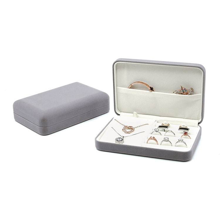 Caja de exhibición de joyería de terciopelo rectangular de lujo
