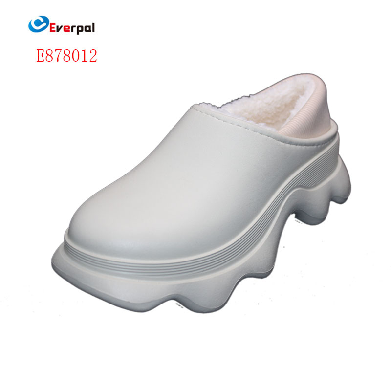 What are the characteristics of Women's Clogs Slippers?
