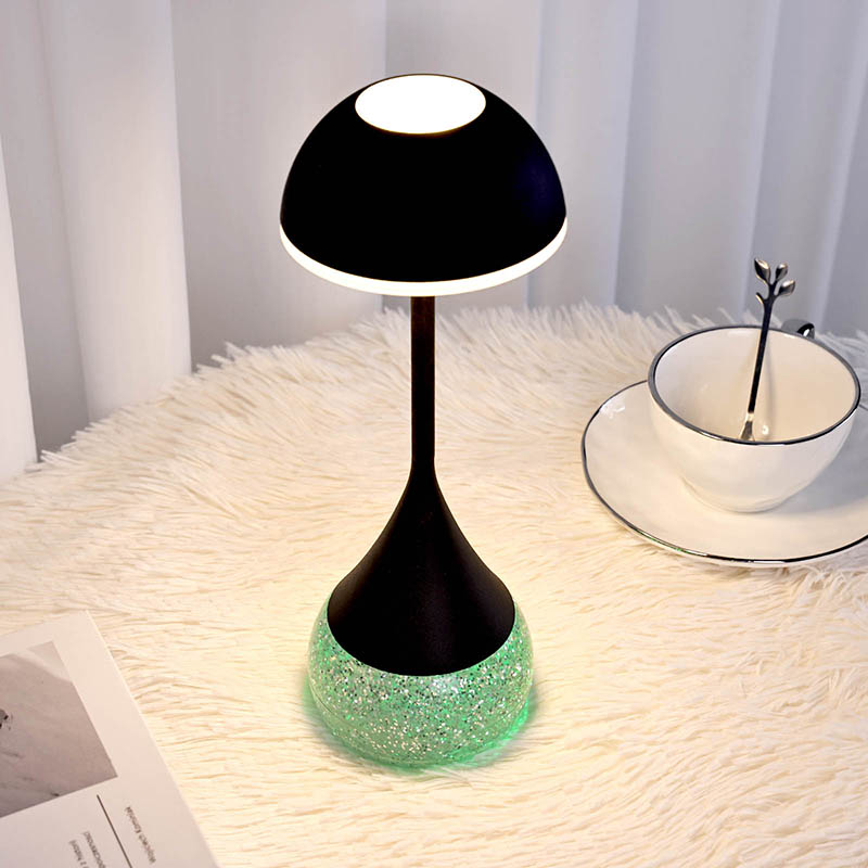 Lampu Meja LED dengan Pangkalan RGB