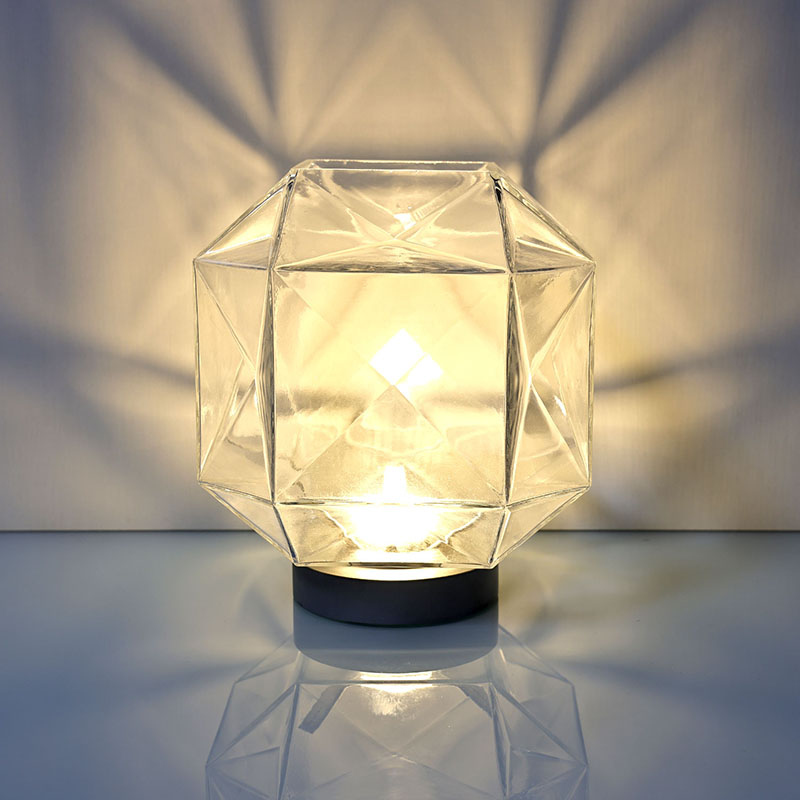 LED asztali lámpa prizmatikus üveg ernyővel