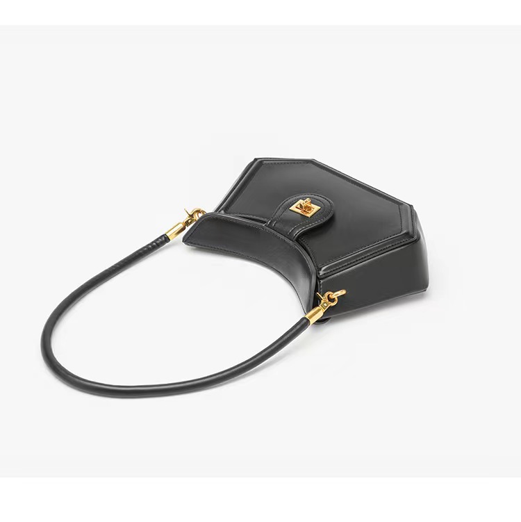Light Luxury Leather Underarm Handbag