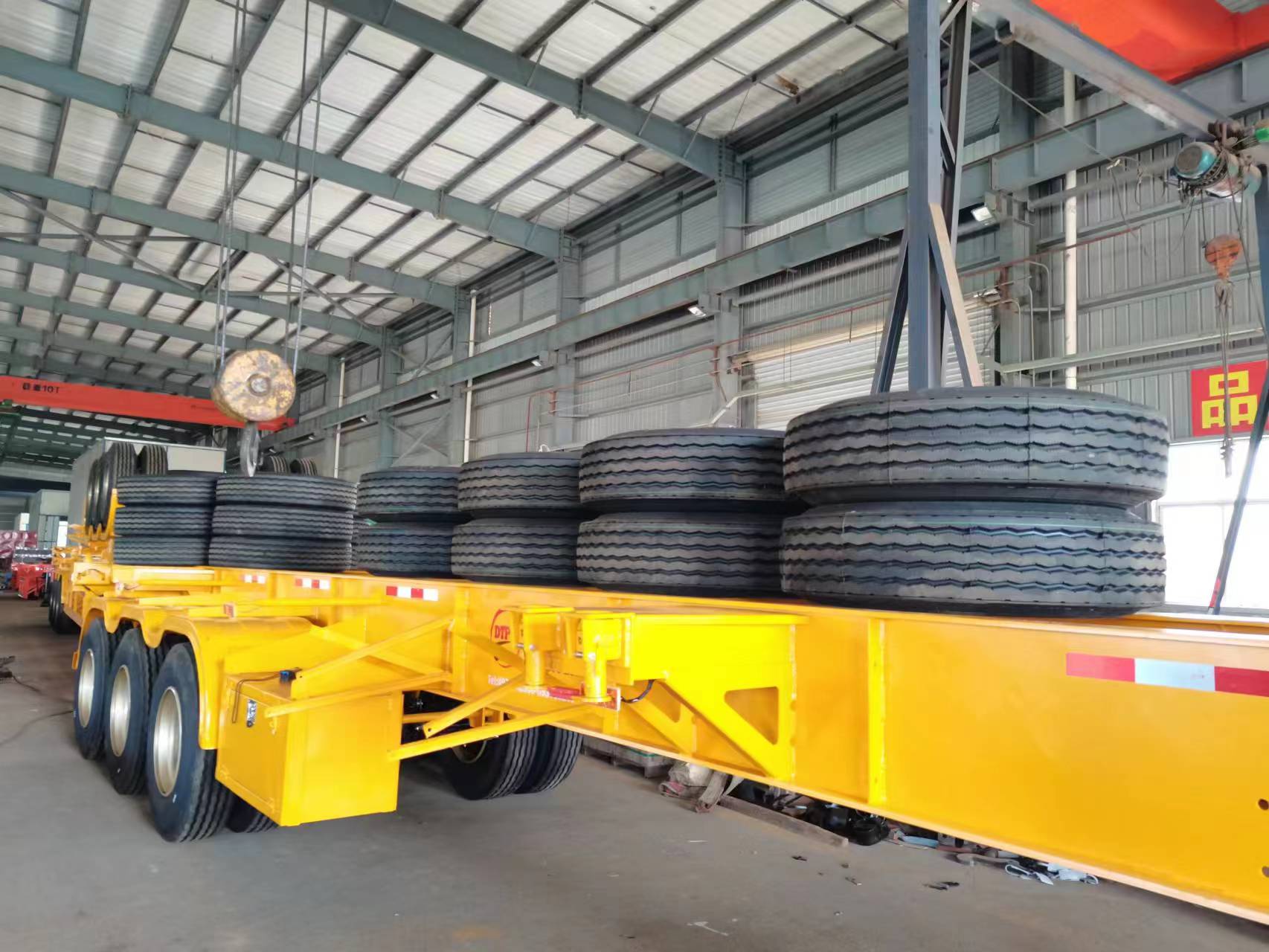 40ft 3 axles container skeleton chassis are ready for delivery