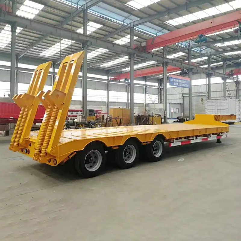 50-60 Tons 3 Axles Lowbed Semi Trailer with Rear Ramp