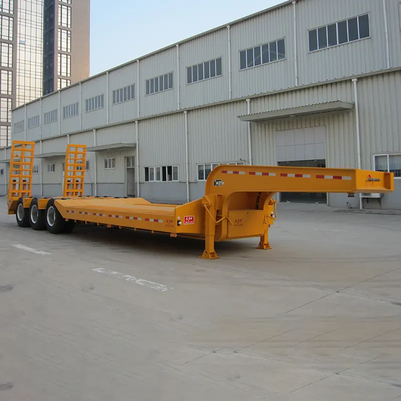 50-60 Tons 3 Axles Lowbed Semi Trailer with Rear Ramp - 7