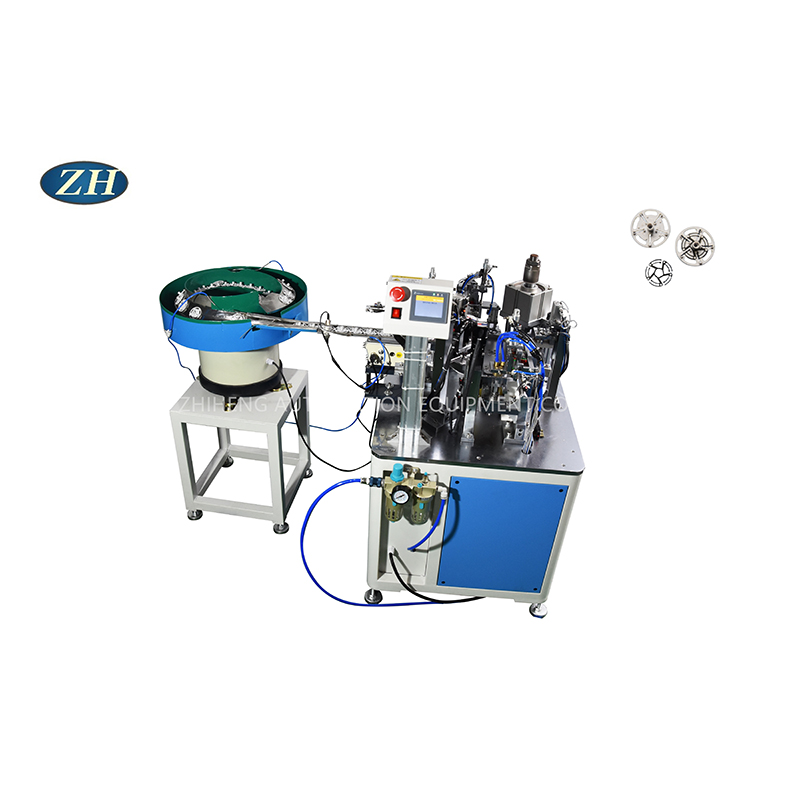 Automatisk monteringsmaskin for stoffbarbermaskiner
