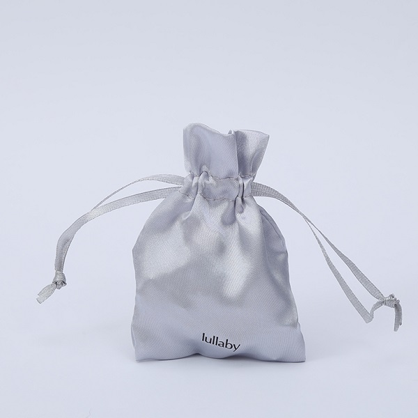 Серебристо-серые атласные сумки на шнурке