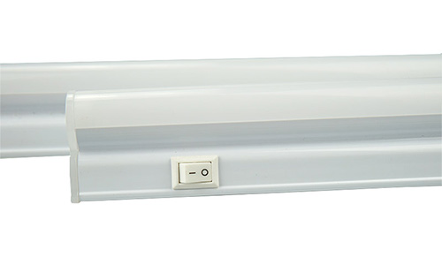 kateri proizvajalec prilagojenih povezljivih luči T5 LED Batten brez senc je bolj zanesljiv