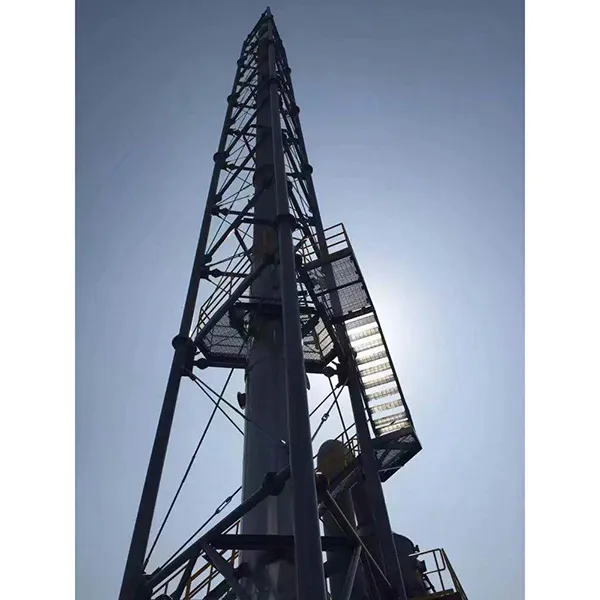 Vícetrubkový komín věžového typu
