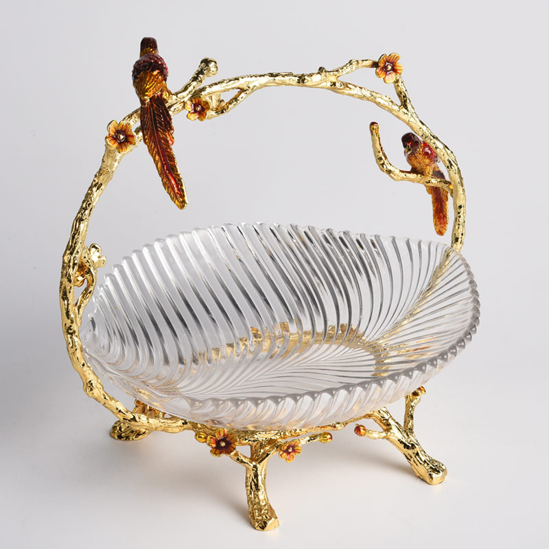 Enamel-colored crystal glass fruit plate with fashionable and high-end fruit basket and a dried fruit tray
