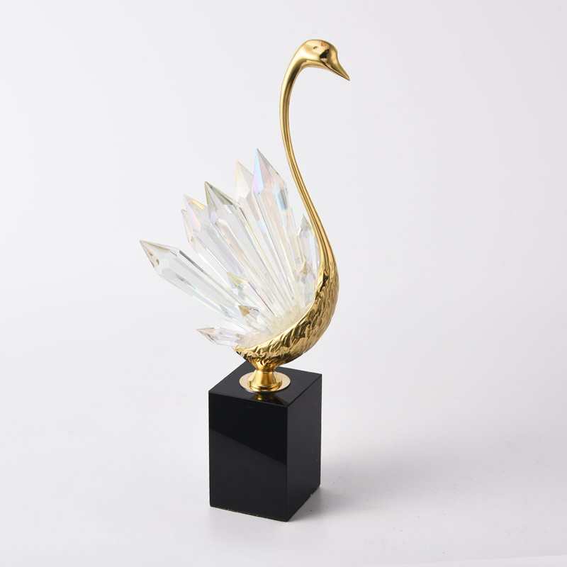 Luxurious Brass and crystal swan artware creative and elegant decorations