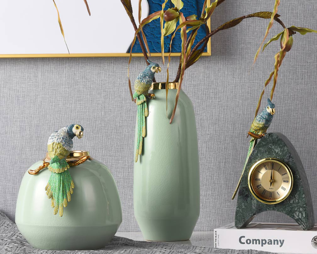 Artistic Ceramic Craftsmanship Enamel Parrot Flower Pot Flower Arrangement Vase