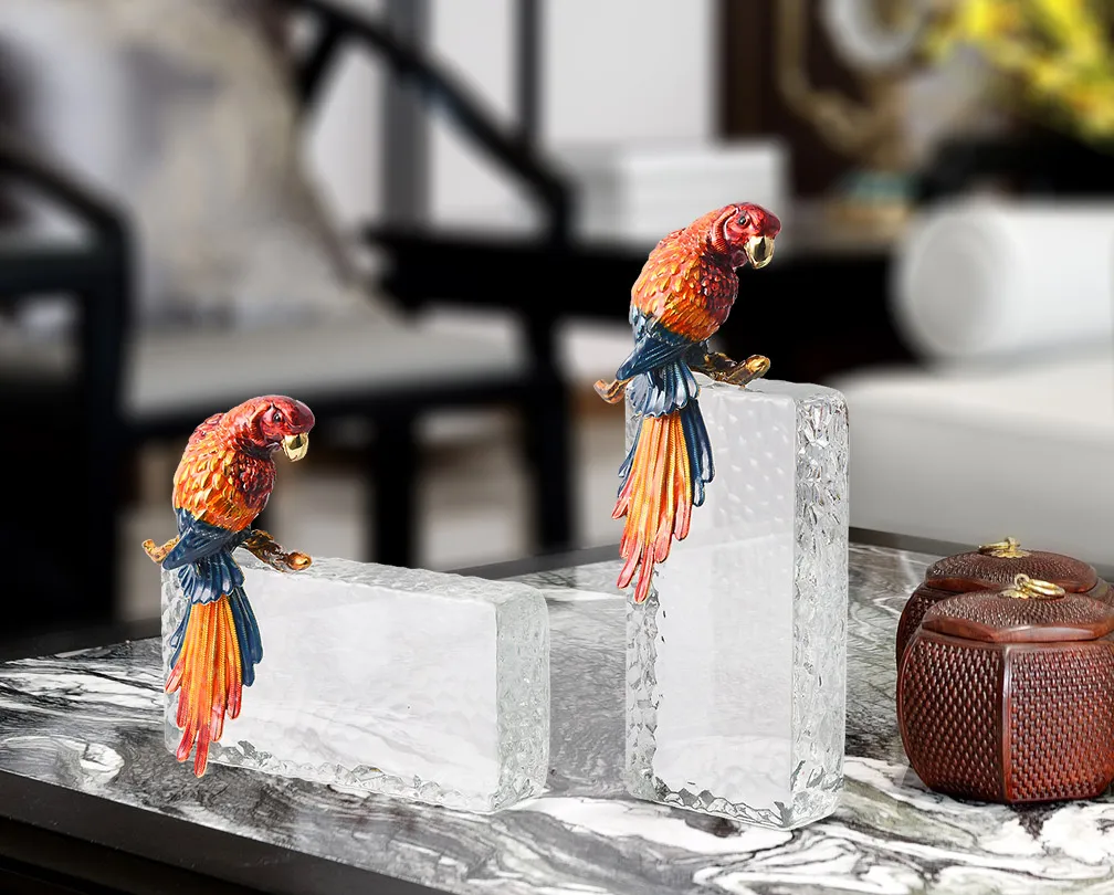 Enamel-colored decorative art parrot piece creative and fashionable design