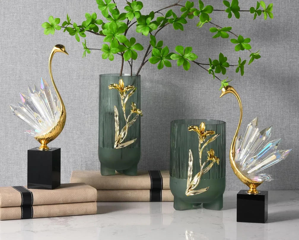 Luxurious Brass and crystal swan artware creative and elegant decorations