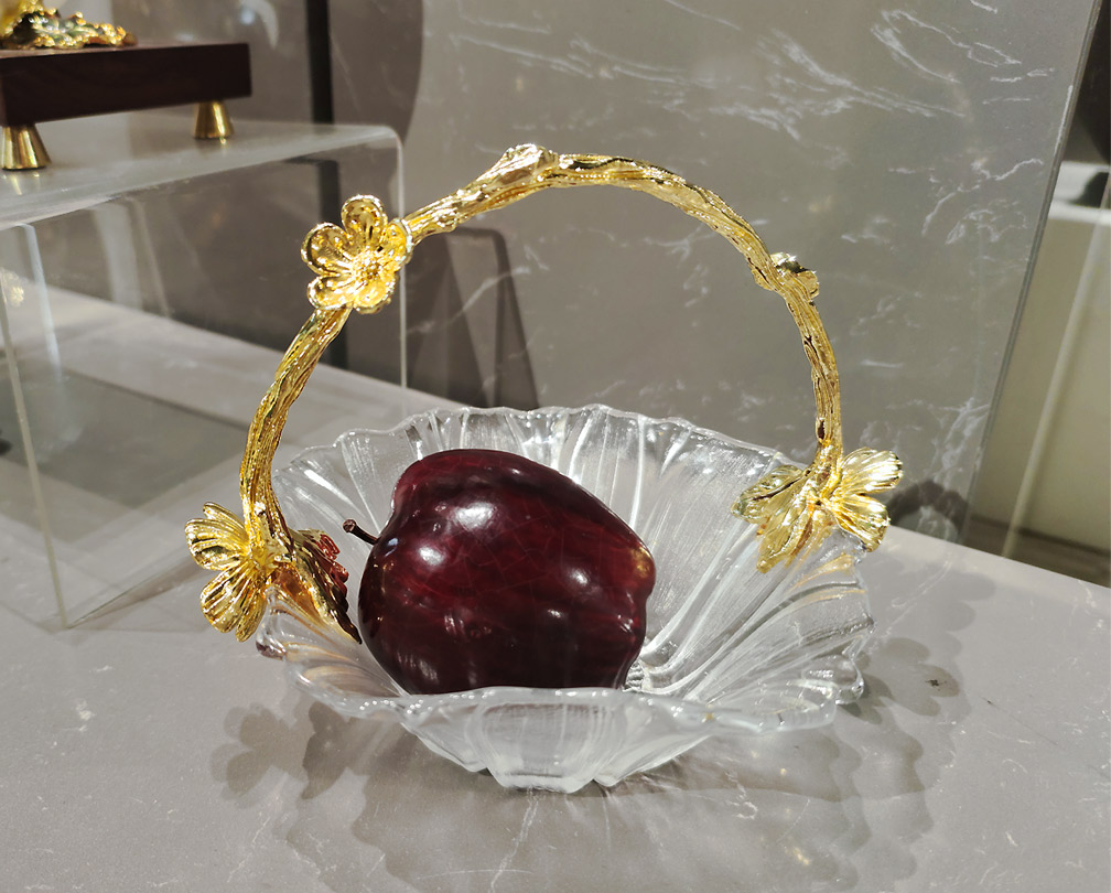 Modern luxury artistic crystal glass fruit basket American pastoral style unique fruit tray