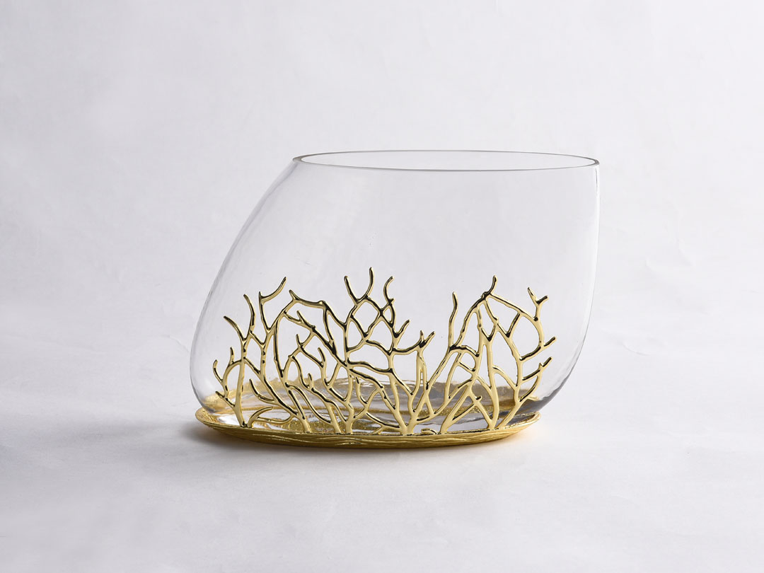 U-образно прозрачно стъкло, покрито с коралов декор за ваза за спалня