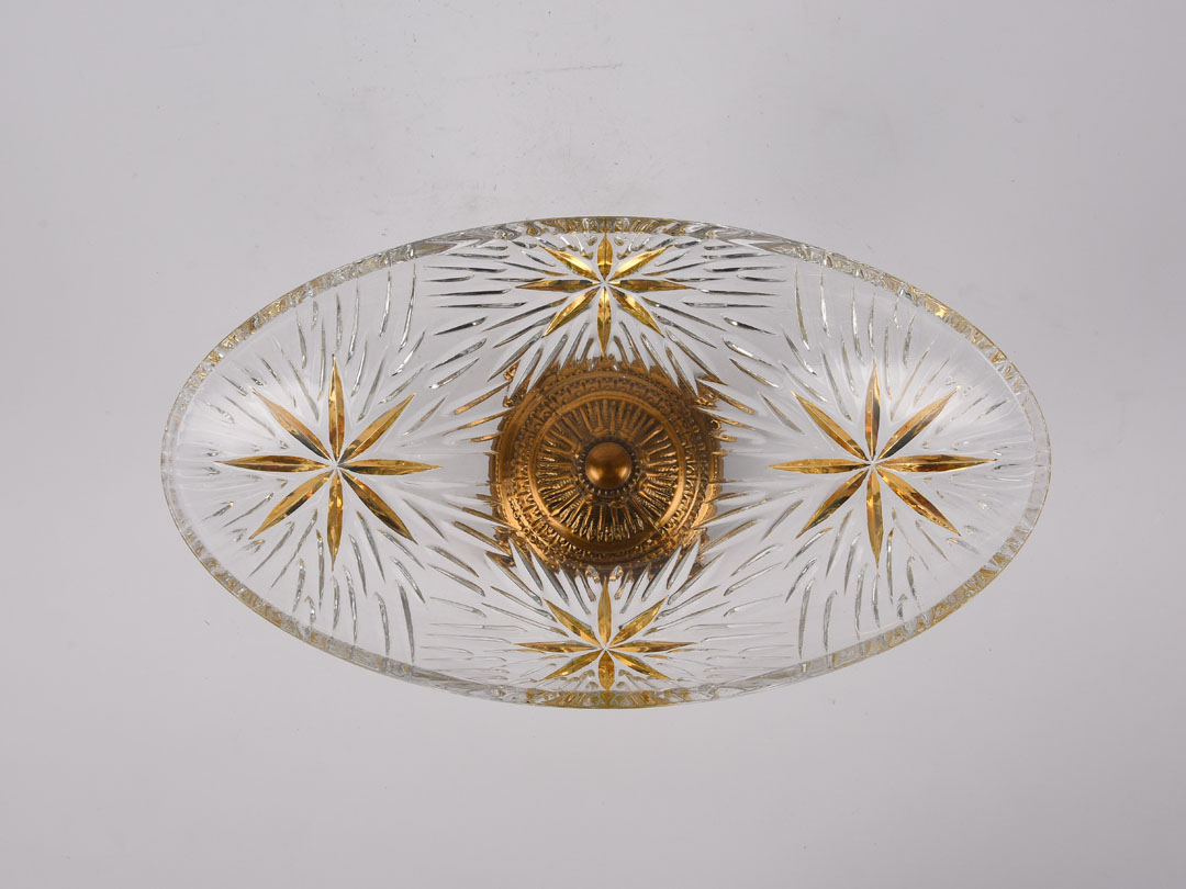 Винтидж декорация на стъклена ваза с метална основа