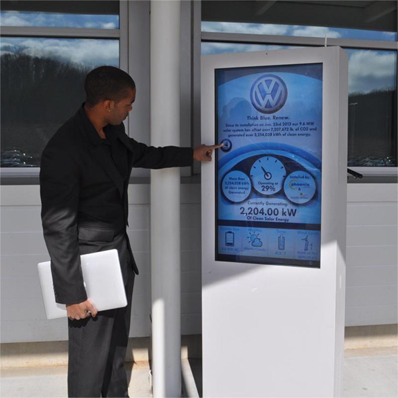 Vloerstandaard 98 inch waterdichte digitale signage voor busstation buiten