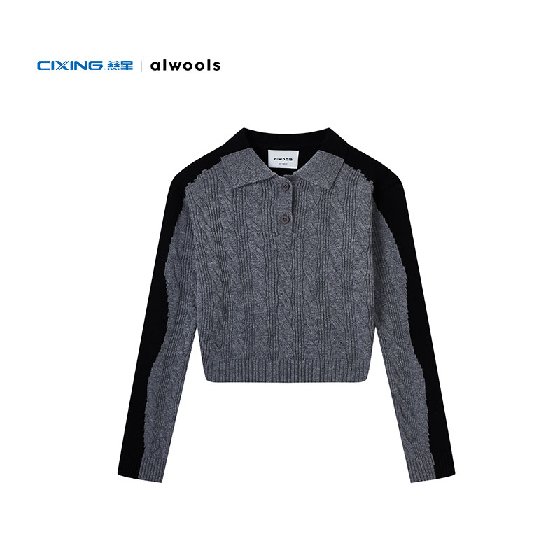Cable cashmere knitted sweater