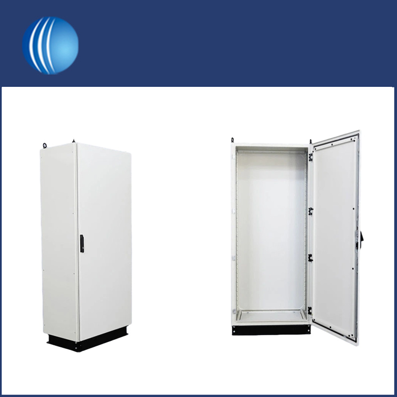 Outdoor distribution cabinets