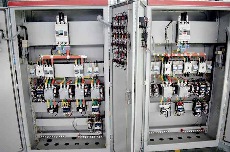 Electrical switch cabinets