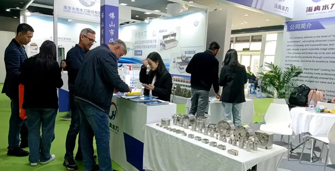 Hairan Waterjet participou com sucesso na 24ª Feira de Pedra de Xiamen