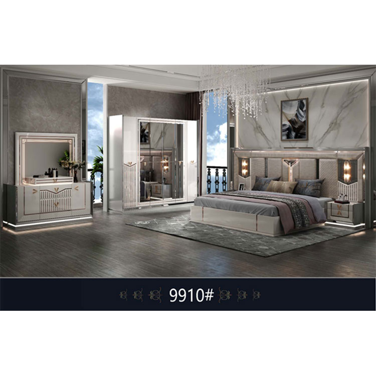 Luxury Royal Bedroom Furniture Set