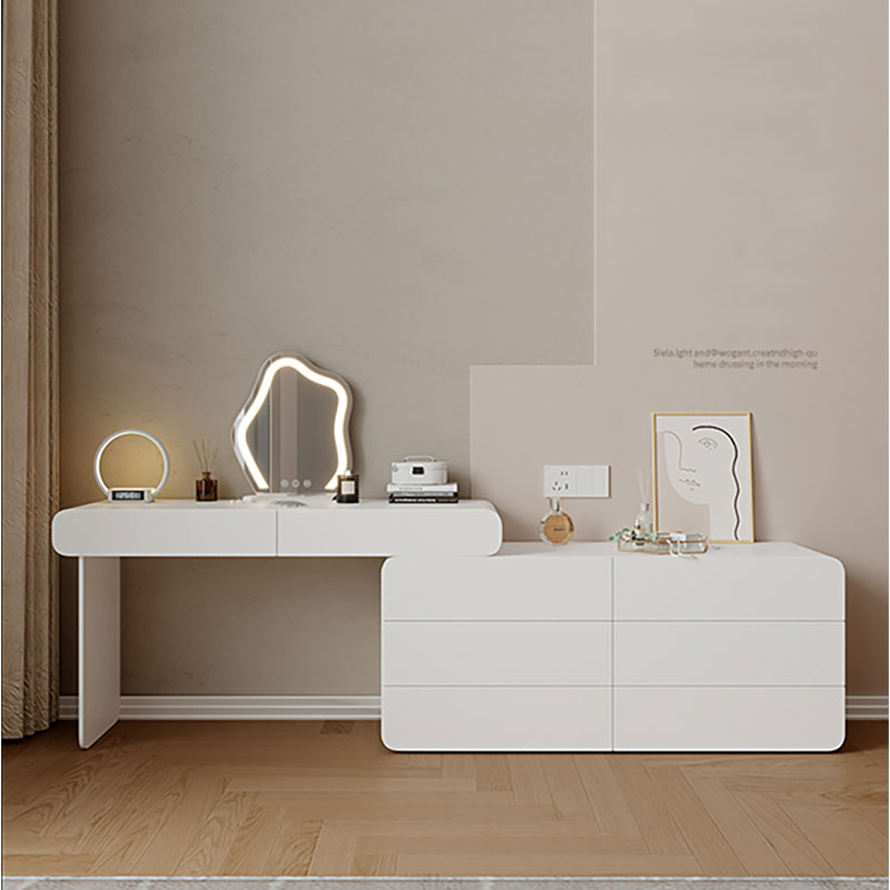 Moderne hvidt toiletbord med opbevaring
