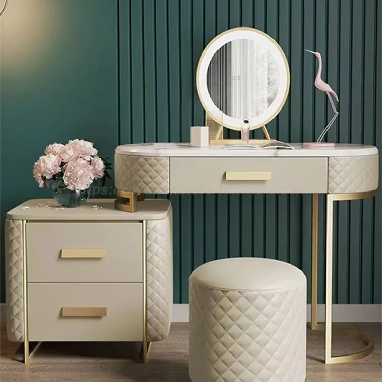 Commode extensible simple et de luxe légère