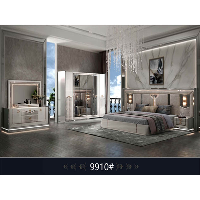 Luxury Royal Bedroom Furniture Set