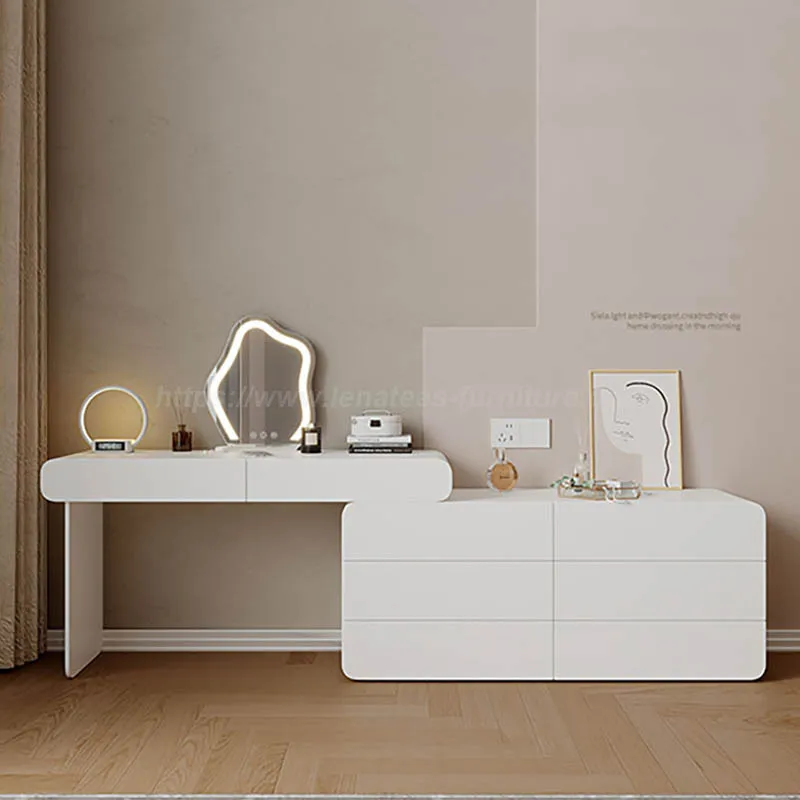 Moderne hvidt toiletbord med opbevaring