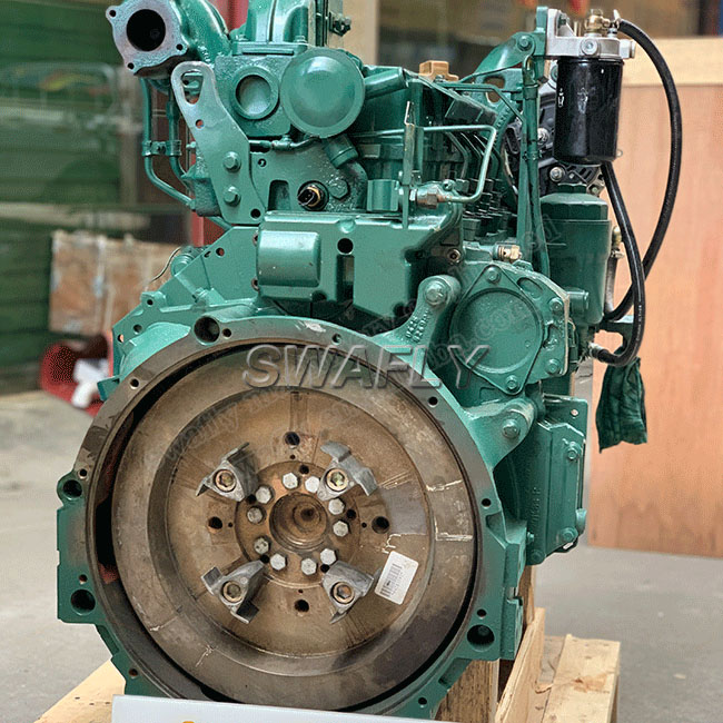 China Excavator Spare Patrs Deutz D4D Diesel Engine Assy for EC140BLC