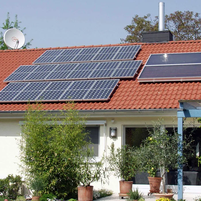 Sistema de agua caliente con bomba de calor solar para el hogar