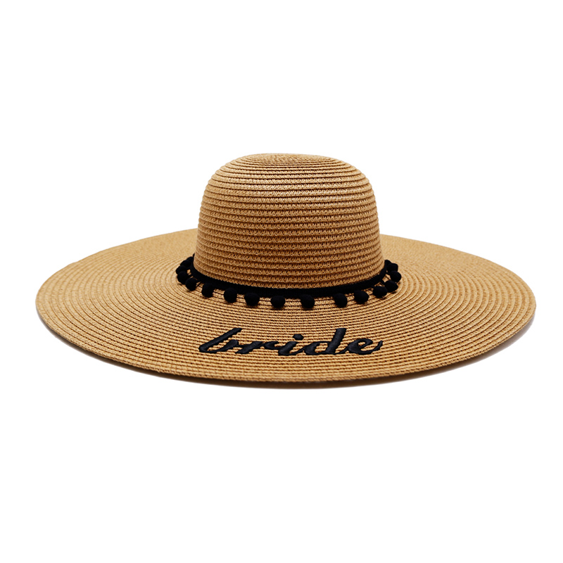 Соломенная шляпа с вышивкой на заказ