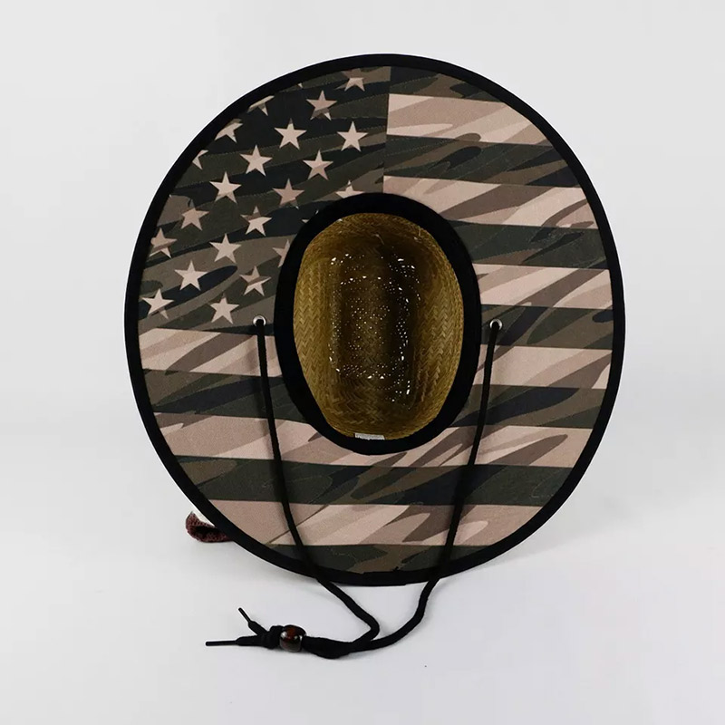 Cappello di paglia con bandiera USA