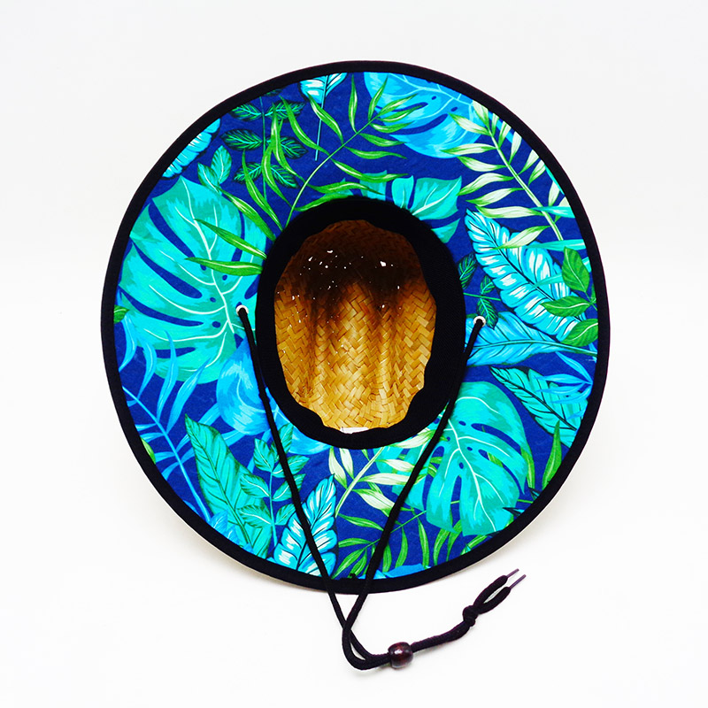 Cappello di paglia da bagnino con foglie di palma
