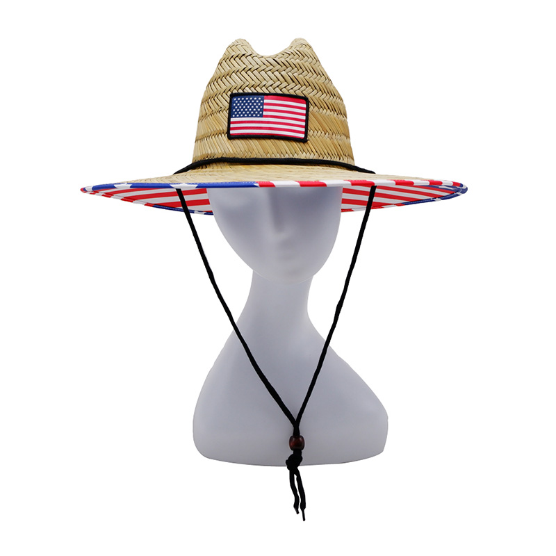 Соломенная шляпа с американским флагом