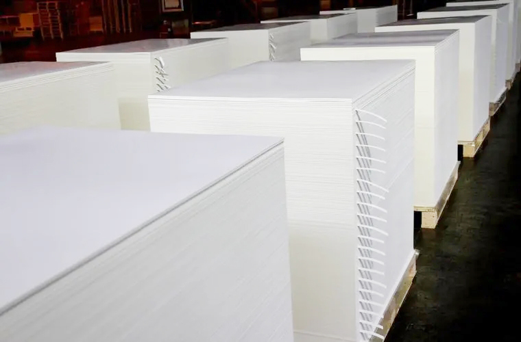 Na indústria de embalagens, a qualidade do papel afeta diretamente o efeito de impressão.