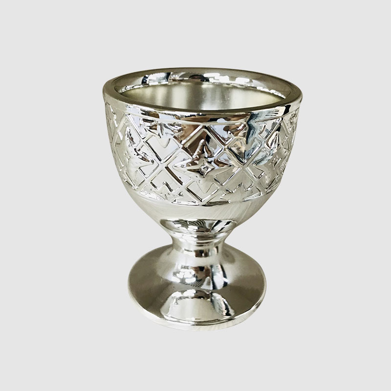 Zinc alloy creative handicraft wine cup with silver plating